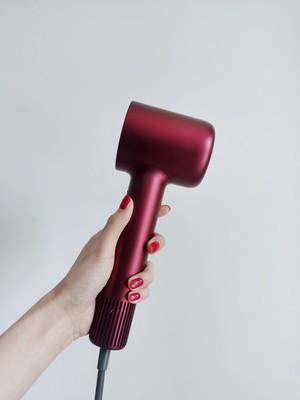 最新短发发型与科技产品的完美结合介绍