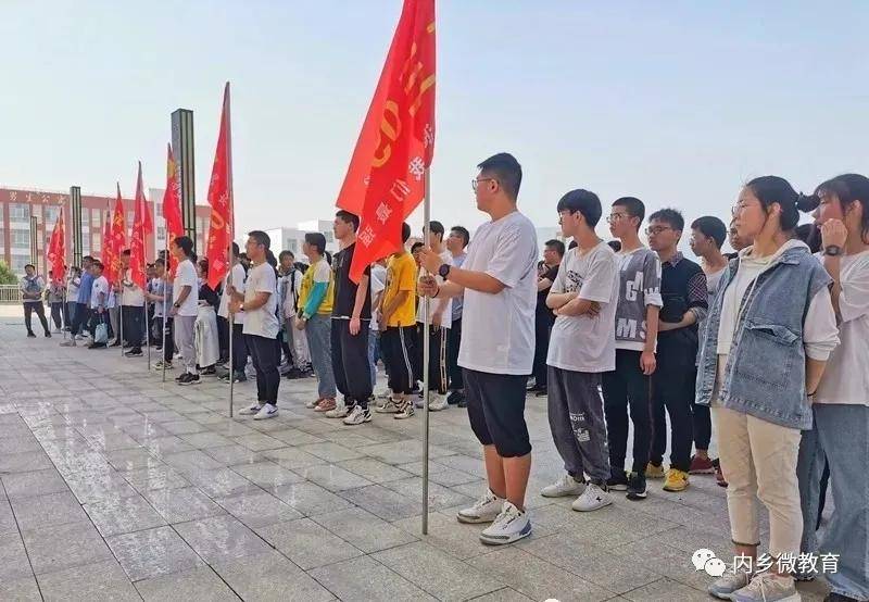 管家婆三期内必开一期,最新解答解释落实_3D31.712