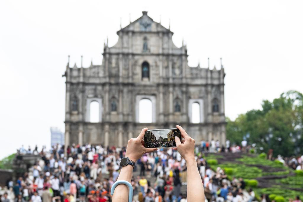 新澳门大三巴3888,全面性解释说明_RXC15.631户外版